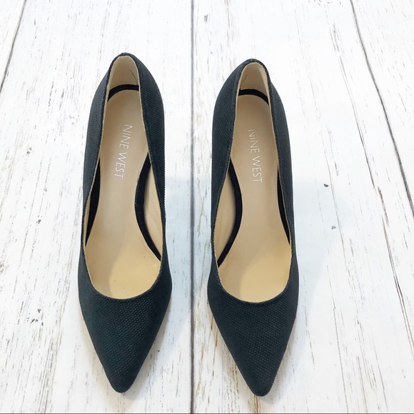 Navy blue Nine West navy blue pointed toe heels 5M - Picture 5 of 10